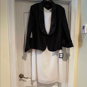 Elegant Black Blazer with White Dress SEE PHOTOS SIZE 20 BLAZER AND 2X DRESS
